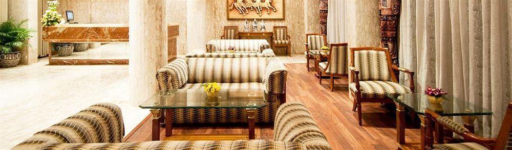 Regent Hotel Andheri Мумбай Екстериор снимка