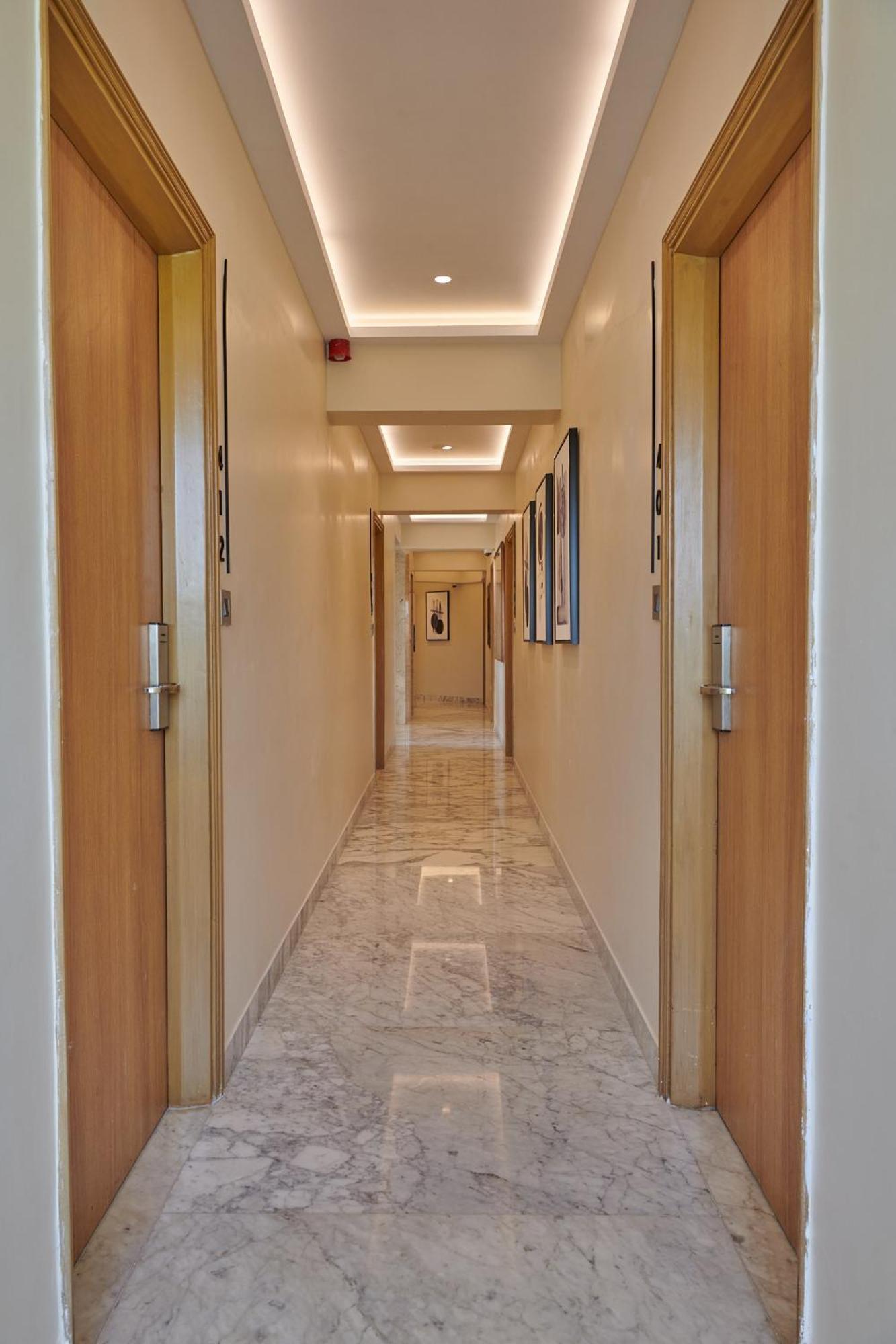 Regent Hotel Andheri Мумбай Екстериор снимка