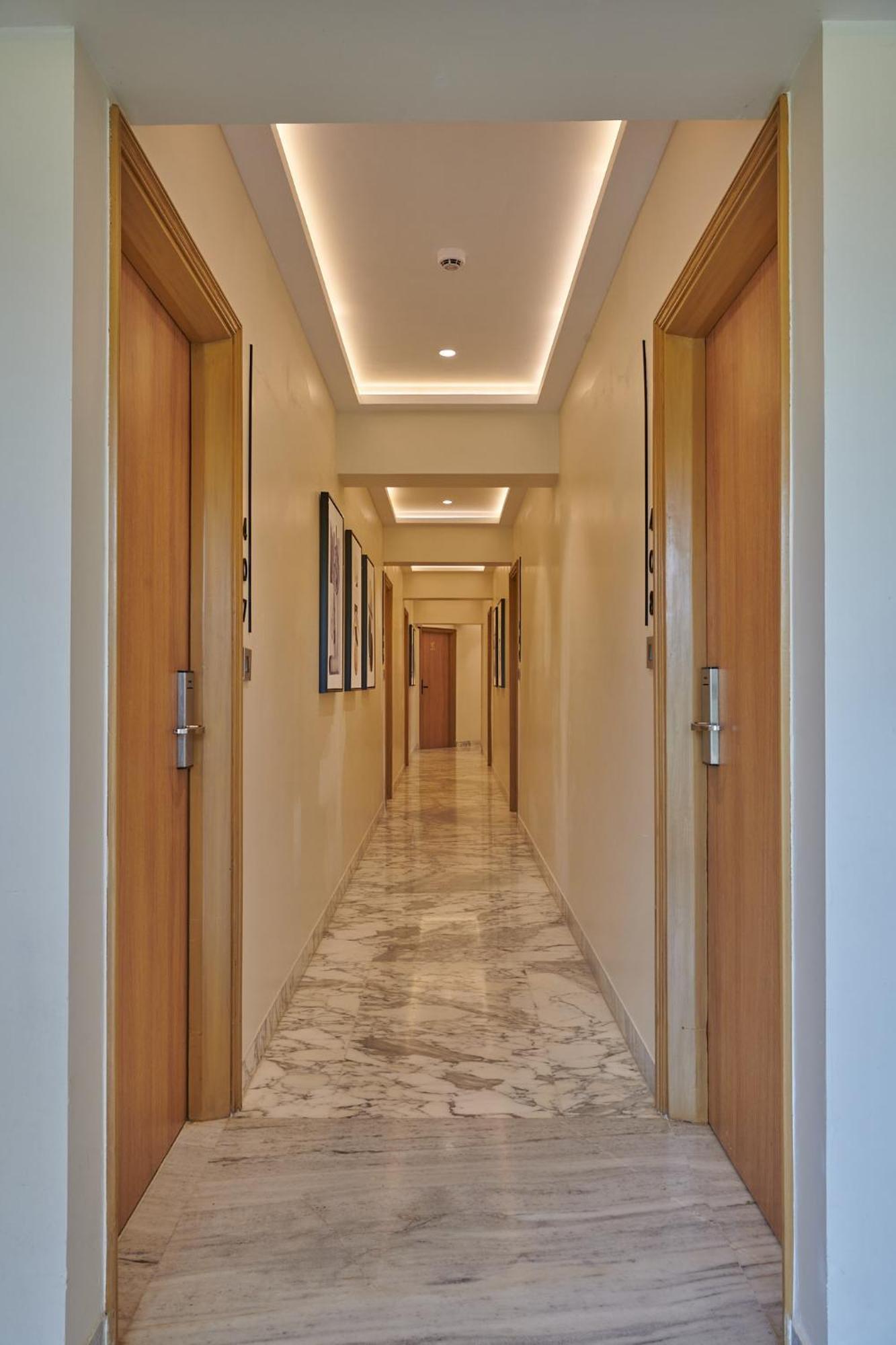 Regent Hotel Andheri Мумбай Екстериор снимка