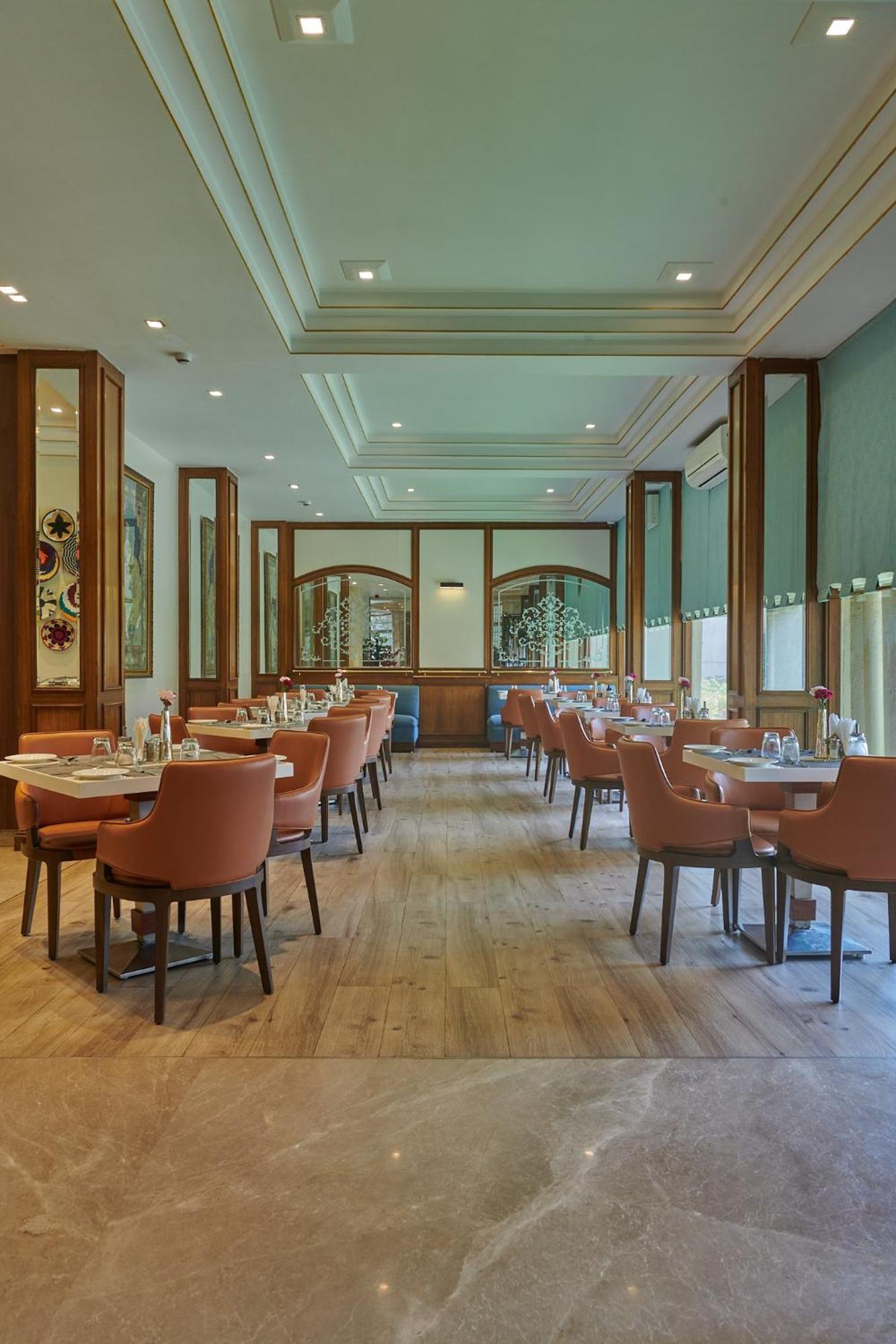 Regent Hotel Andheri Мумбай Екстериор снимка