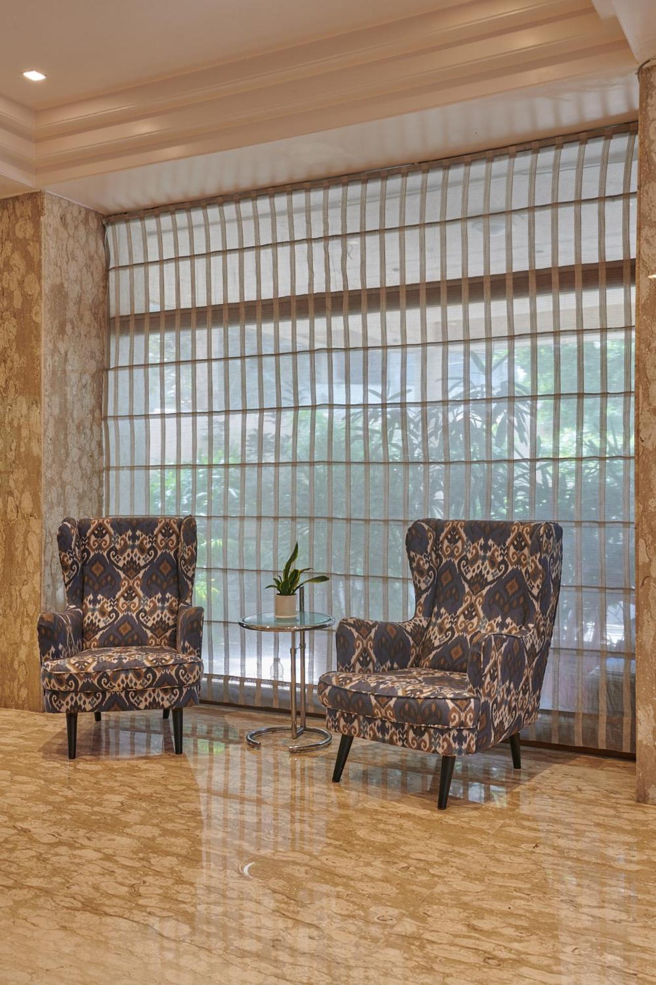 Regent Hotel Andheri Мумбай Екстериор снимка